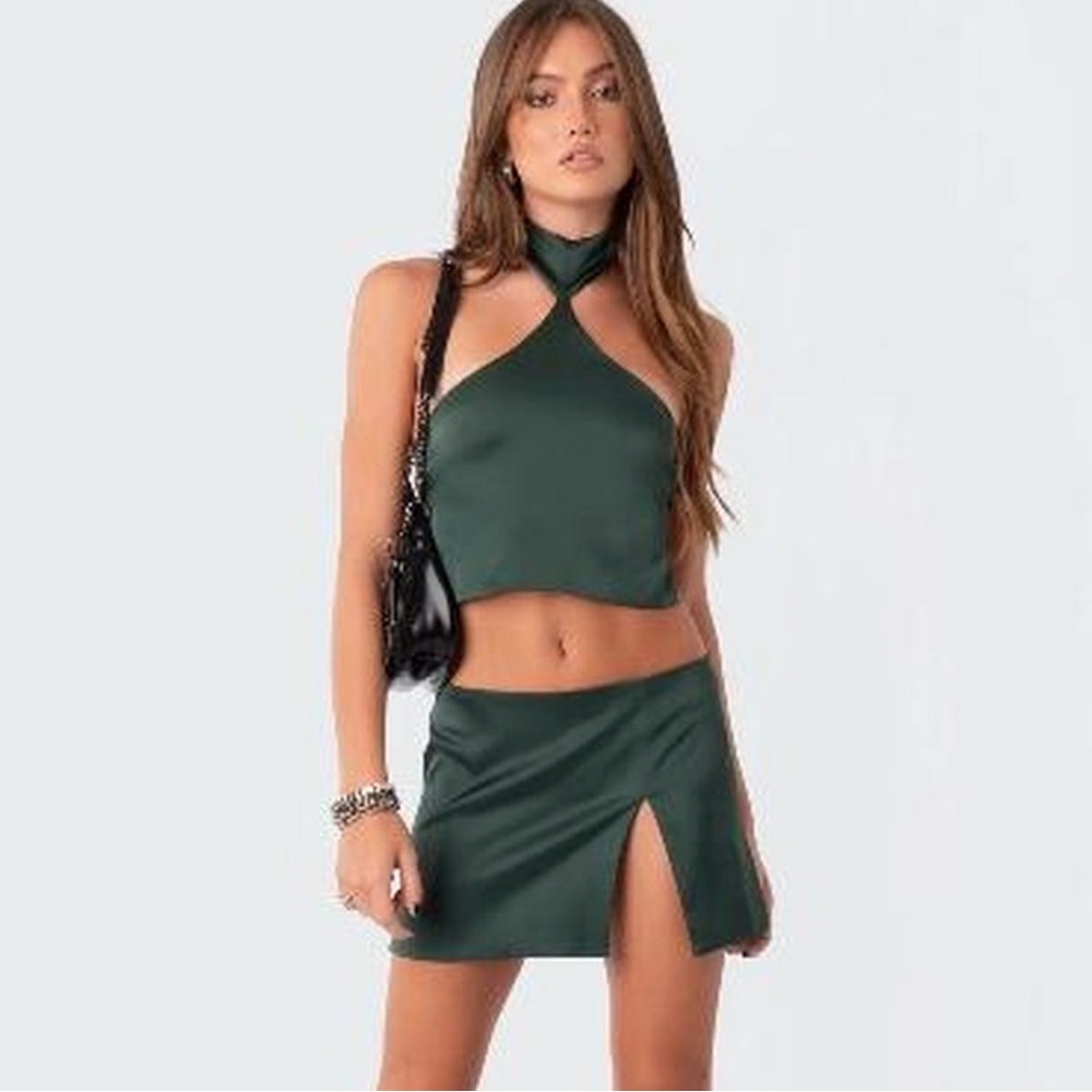Edikted Dark Green Halter Crop Top - Picture 3 of 6